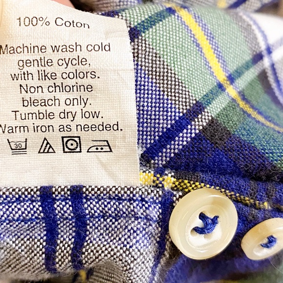 ❤️4/$40 SALE! ❤️ J Crew Oxford Button Down - Picture 4 of 5